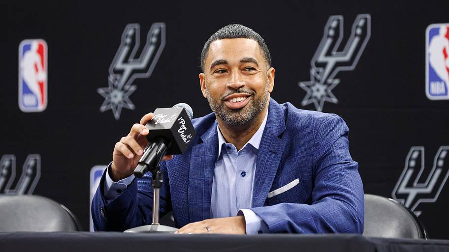 Brian Wright's most brilliant move as Spurs GM may be the one he never makes