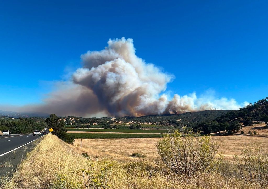 Evacuations grow as Feliz Fire surges to 501 acres in Mendocino County, closes US 101