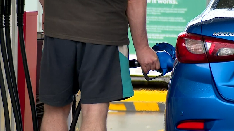 Fuel discount to end from midnight - here's what it means