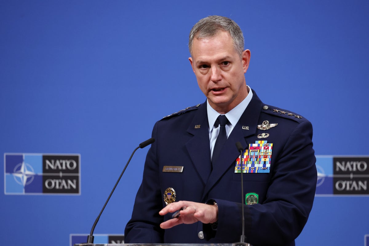 NATO commander tells Putin: If you attack, we will destroy everything