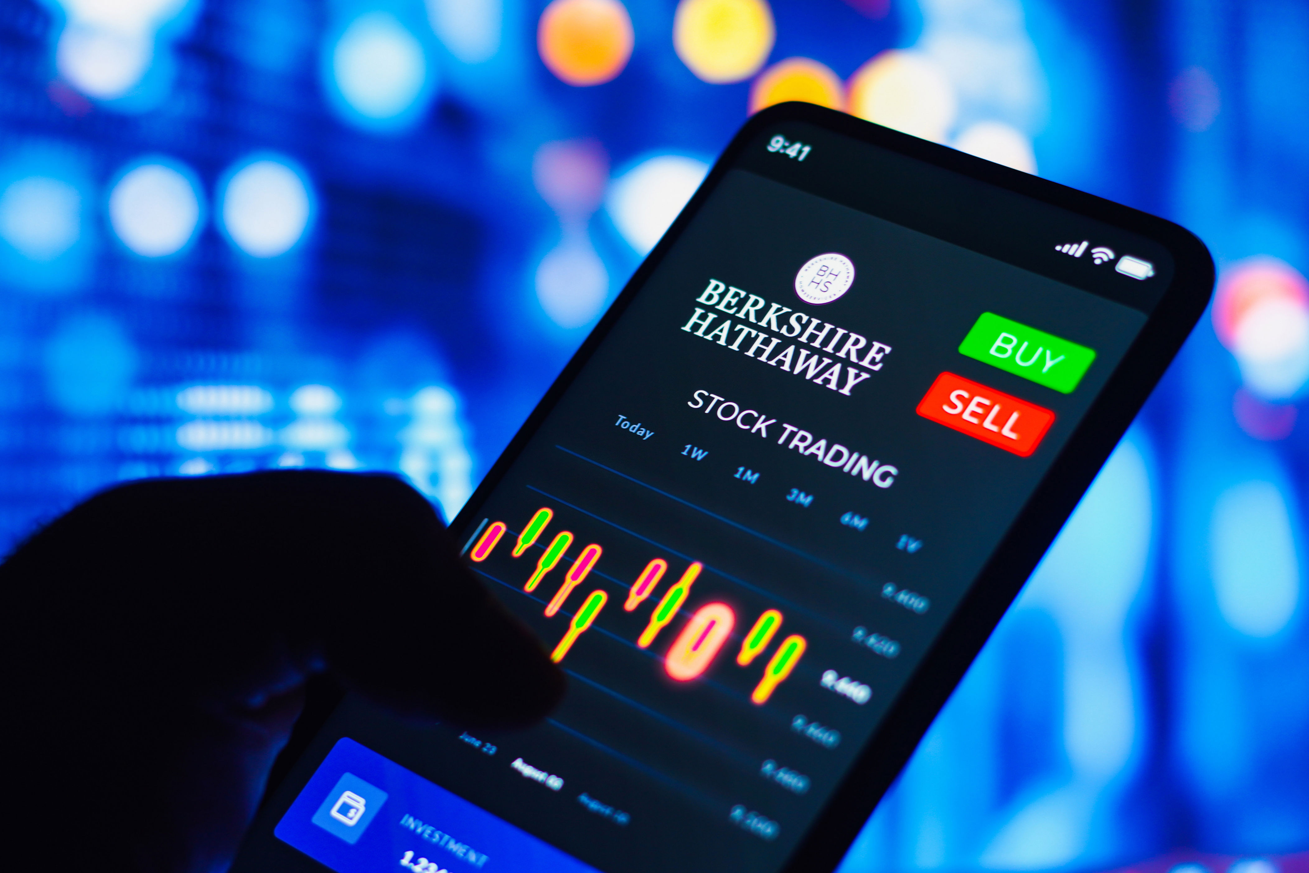Berkshire Hathaway's record $397 billion cash pile gives Greg Abel room for buybacks or a big acquisition