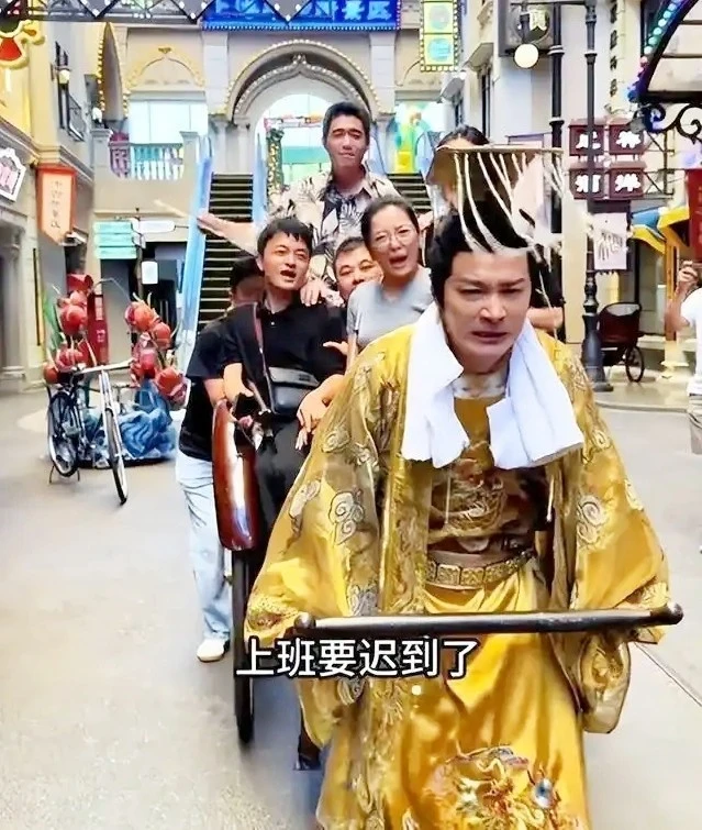 Nam diễn viên 'Thần điêu đại hiệp' làm phu kéo xe khiến nhiều người xót xa