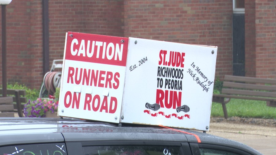 Richwoods team refuels in Peoria Heights during annual St. Jude Run