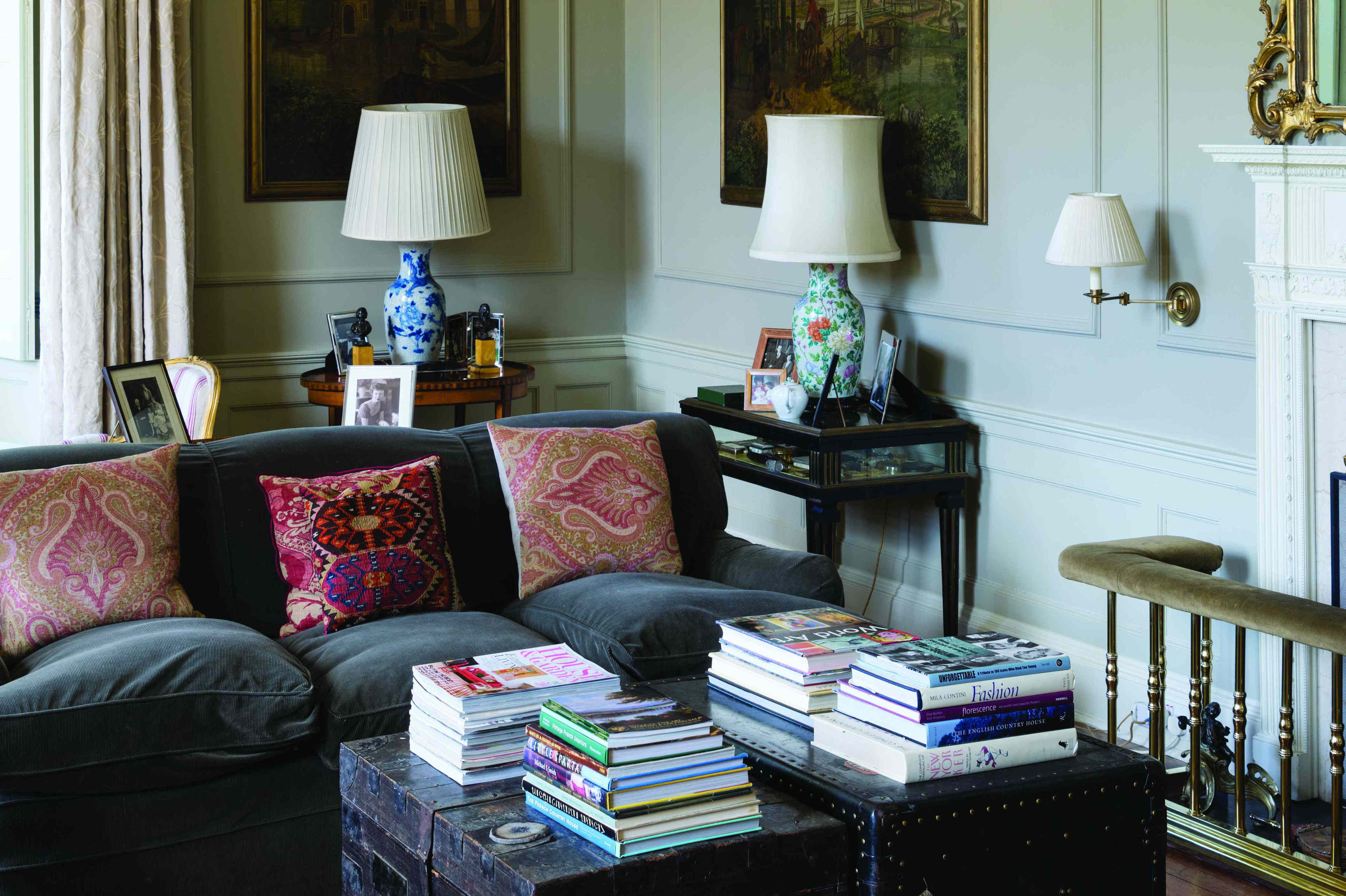 9 paint colors designers love for layering throughout the house