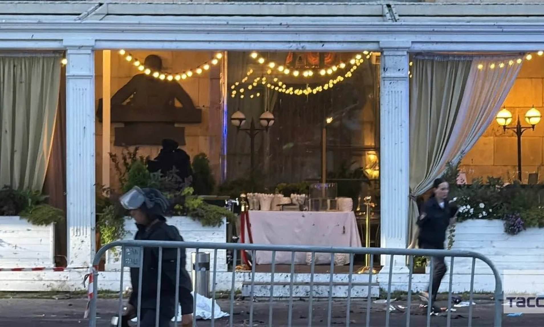 Three dead after homemade bomb rips through restaurant favoured by Russian elite close to Kremlin