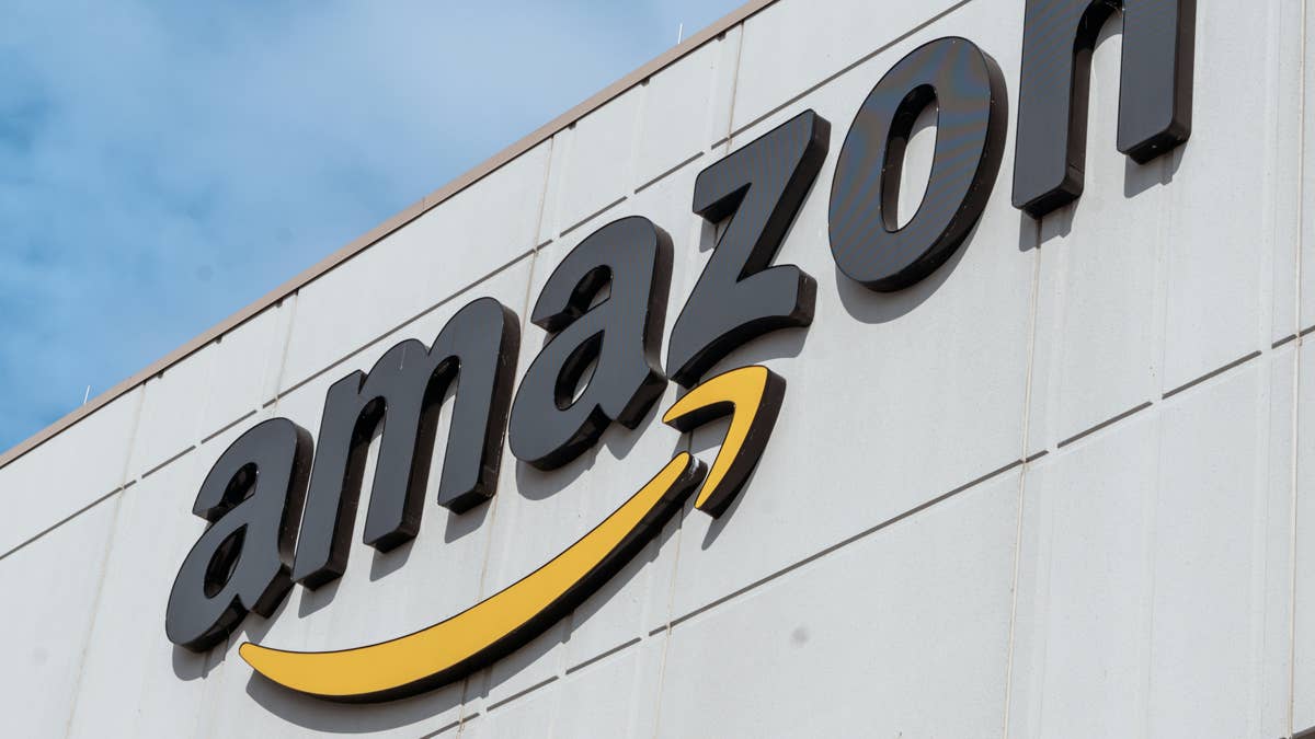 Amazon is selling a 28-piece mixing bowl and utensil set for only $25 before Labor Day sales end