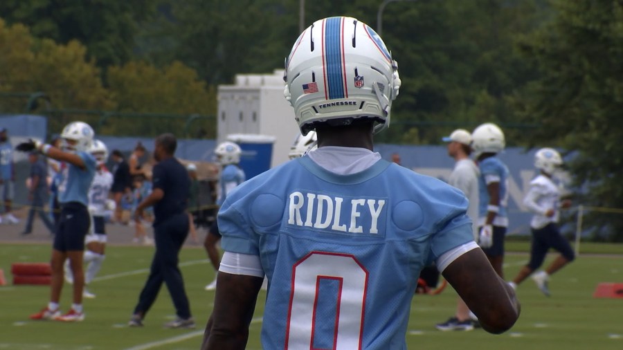 Titans wide receiver Calvin Ridley looks to stay healthy, win in 8th year