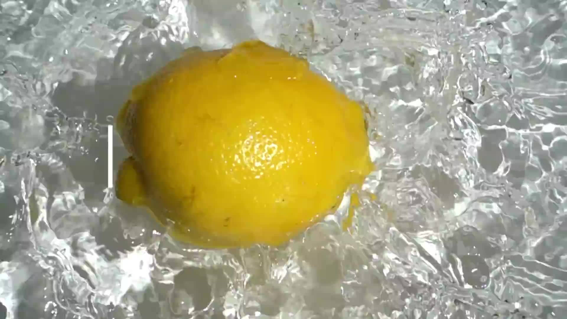 Doctors explain everything you should know about lemon water myths