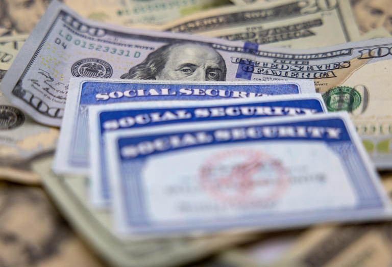 Social Security October 2026 payments: Why some SSI recipients get 2 checks
