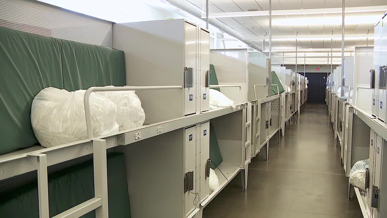 Tour Ramsey County's new shelter beds ahead of St. Paul homeless encampment clearings