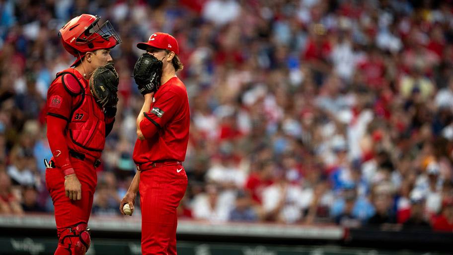 Padres targeting 3 struggling starting pitchers at trade deadline
