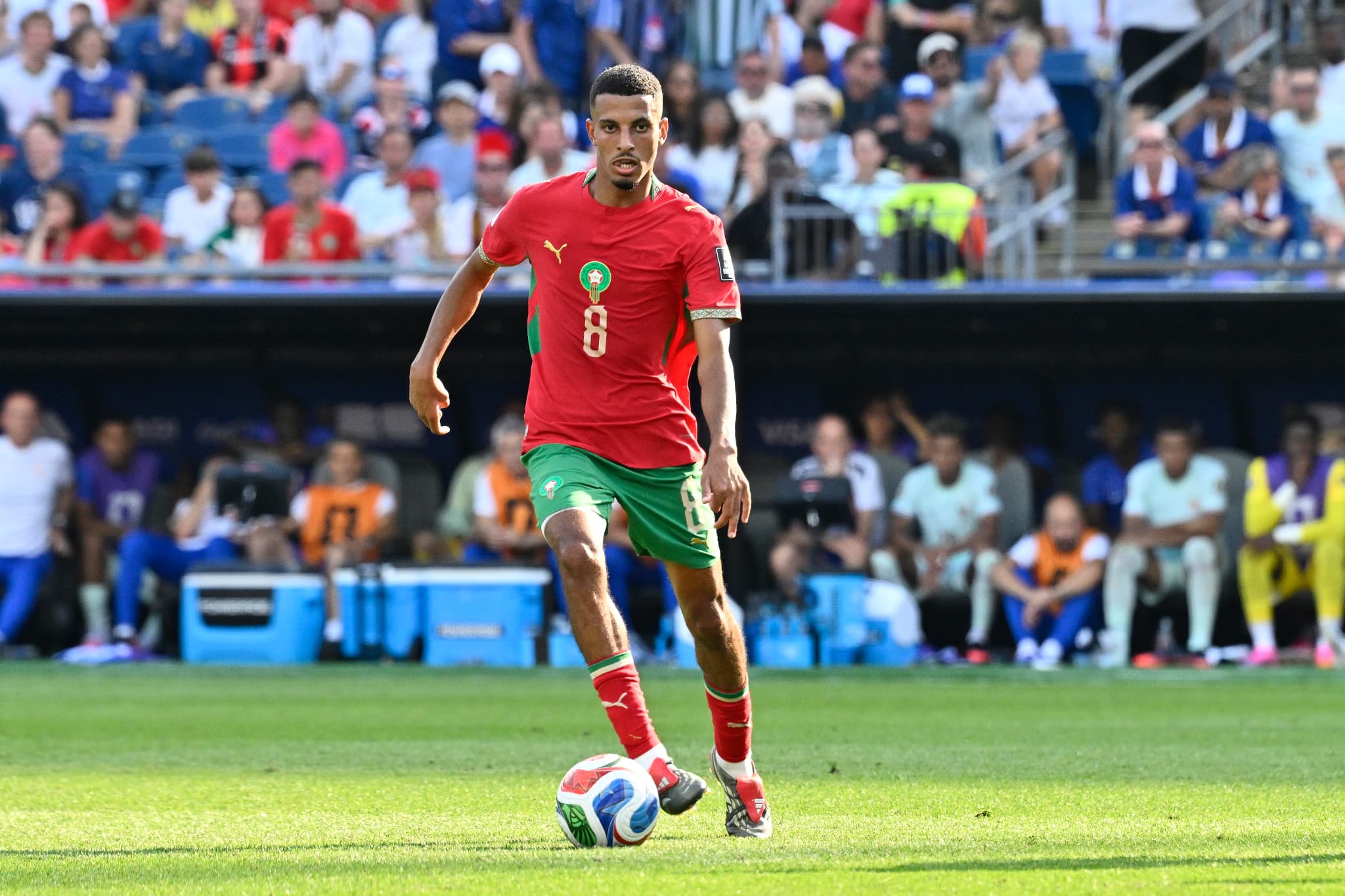 Mercato : l'ancien milieu marseillais Ounahi serait dans le viseur du Barça