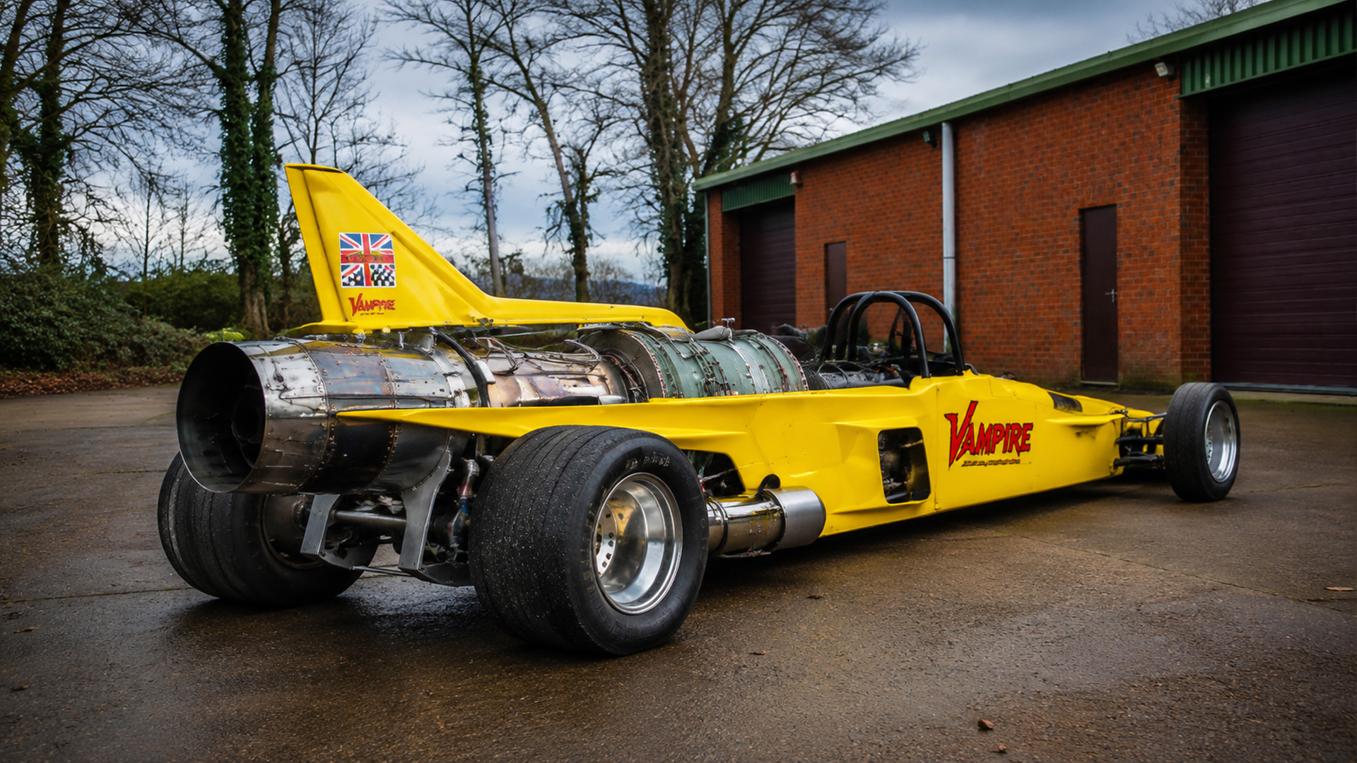 The 12,000HP Vampire jet car runs again