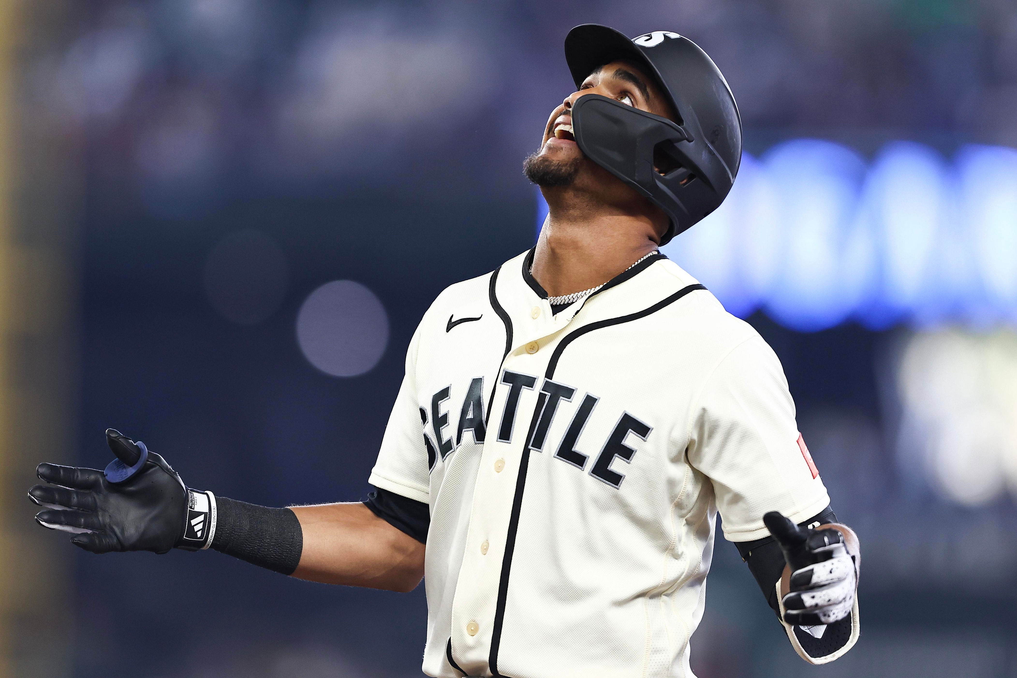 Mariners 7, Twins 6: Breaking Zeus's law
