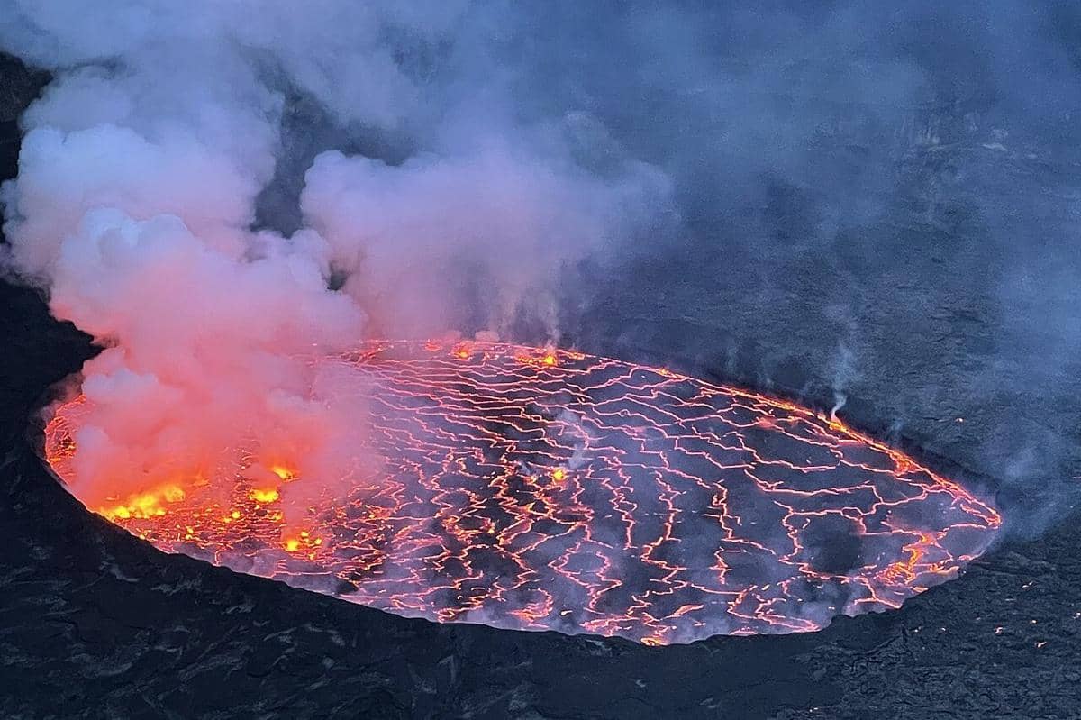 5 Fakta Menarik Gunung Nyiragongo dengan Danau Lava Terbesar di Dunia