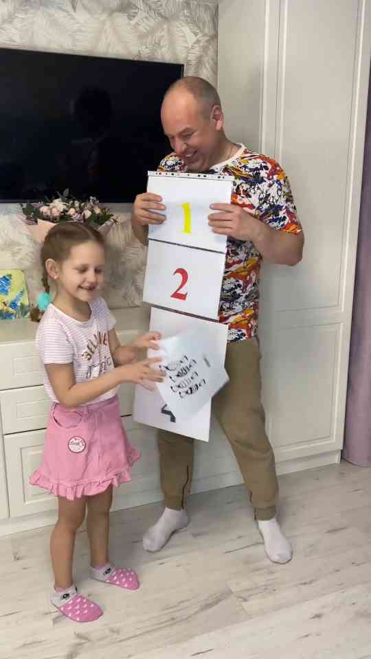 This dad’s reaction is getting everyone talking