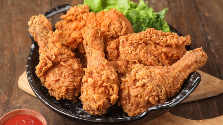 What $20 will get you at KFC vs Popeyes