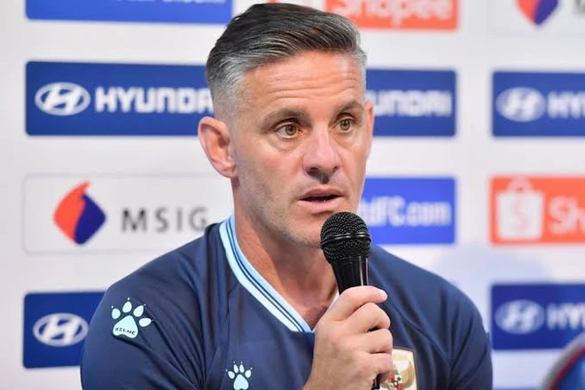 Trực tuyến HLV John Herdman trả lời họp báo sau trận Indonesia gặp Việt Nam