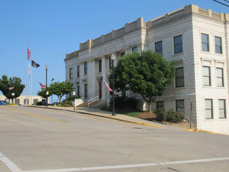 Alton launches online portal for FOIA, public records requests