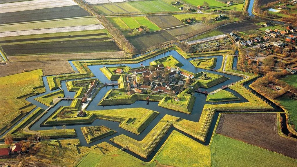 This star-shaped fortress inspired the US national anthem