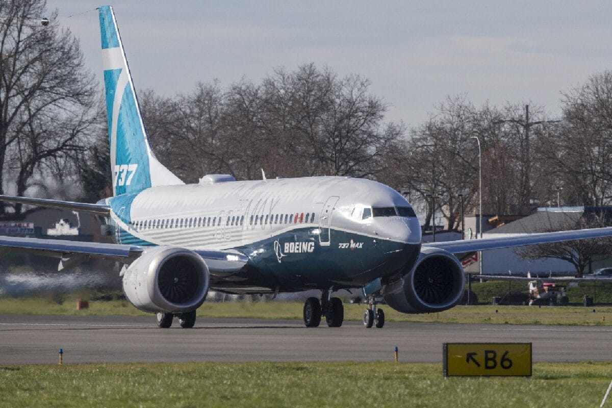 Boeing 737 MAX software glitch sparks fresh concerns: Should passengers ...