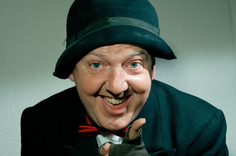 Beloved comedian Jimmy Cricket dead after short illness - full family ...