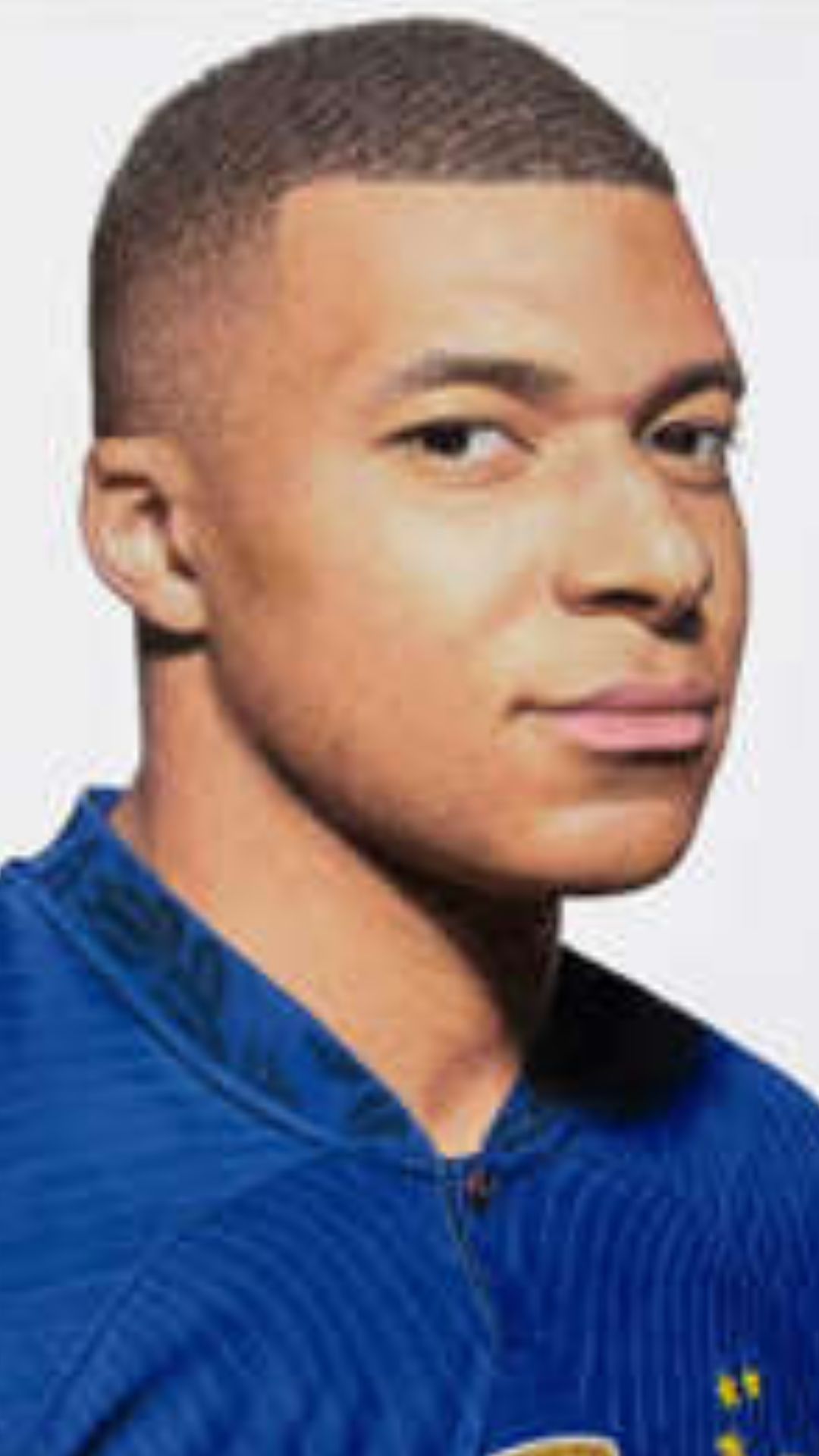 The Colored Pencil Technique Behind A Mbappé Portrait