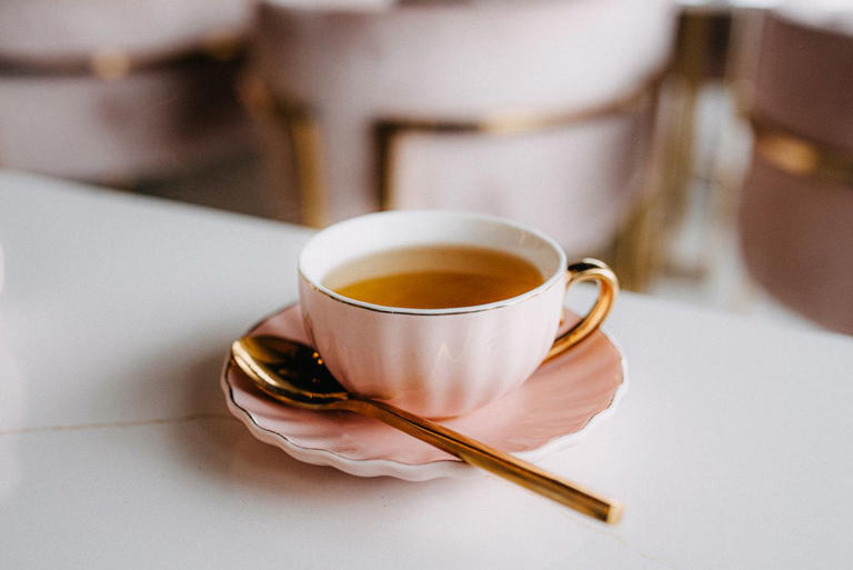 5 drinks to avoid taking with magnesium, according to a pharmacist