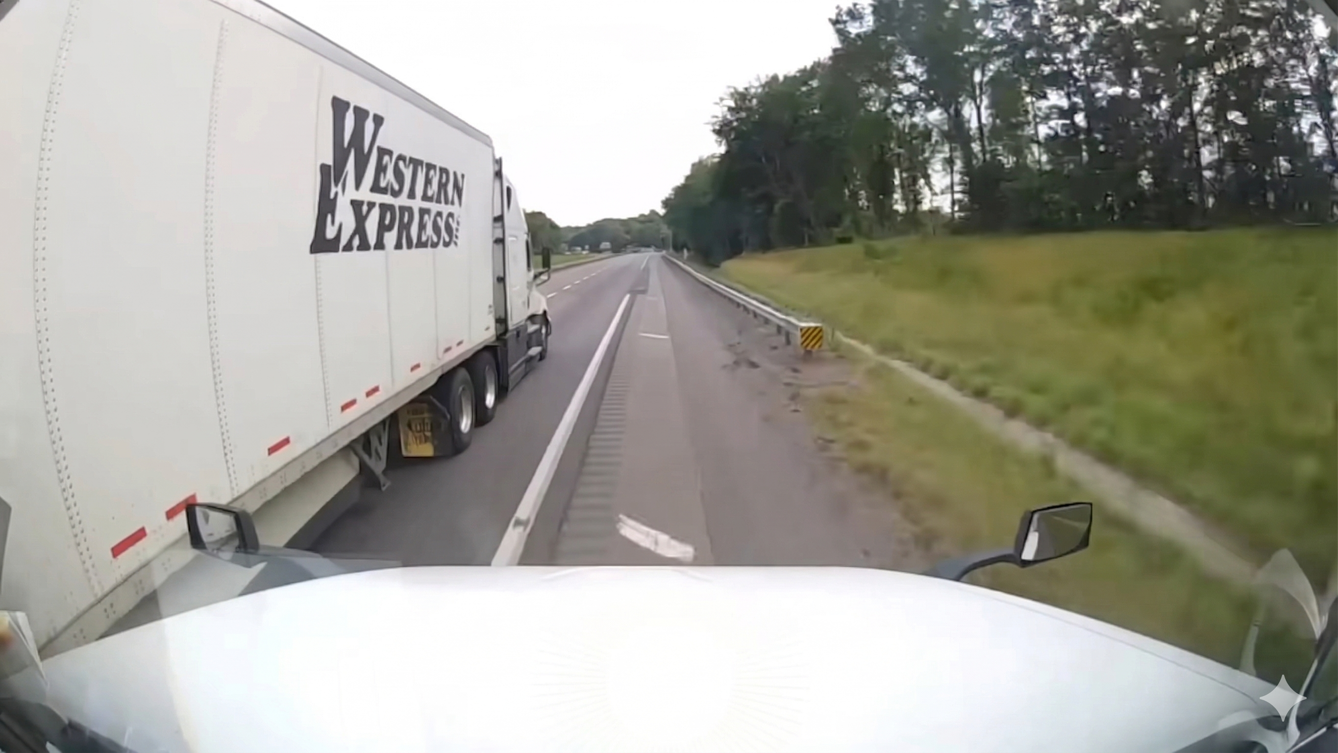 Impatient driver cuts off a truck not once but twice because his ego ...