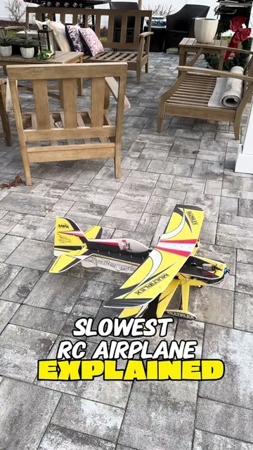 Slow RC airplane tested by a beginner ends in a hard lesson