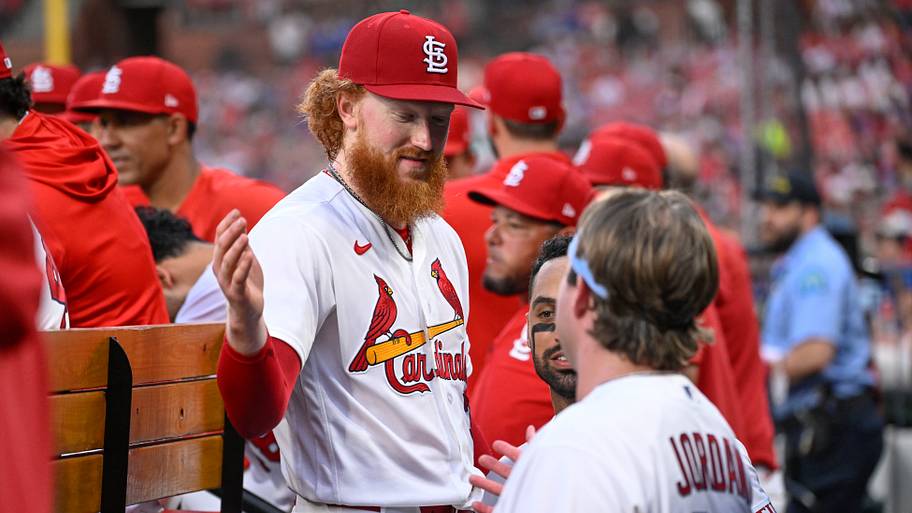 Cardinals send pair of veteran pitchers to Brewers in blockbuster trade