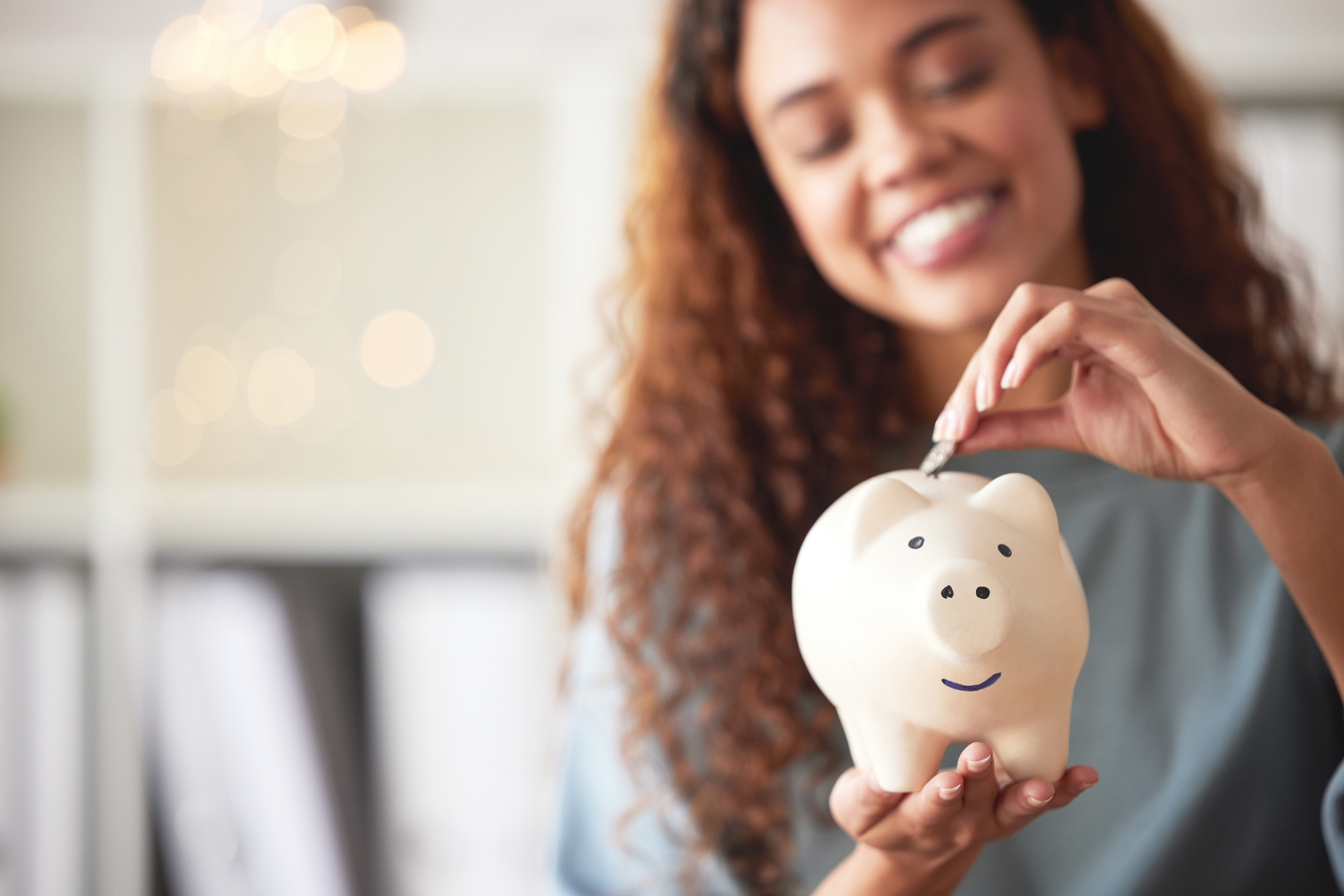 Realty Income has paid a monthly dividend for 673 straight months. Here's what that means for income investors.
