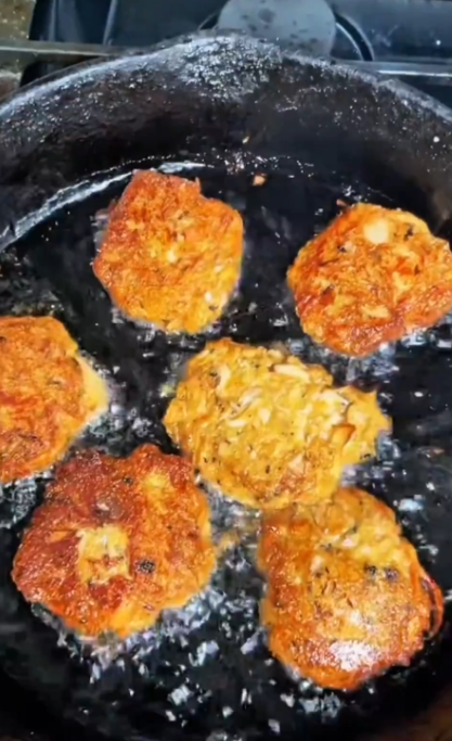 Vegan salmon cakes with banana blossoms & king oyster mushrooms