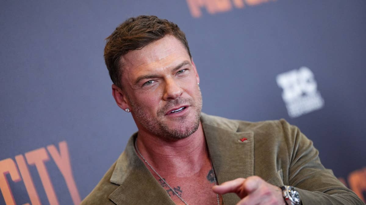 Alan Ritchson explains his side of the viral neighbor fight on Armchair Expert
