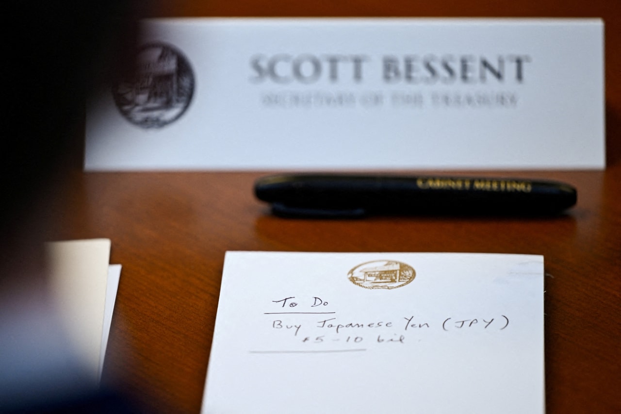 Why Bessent is leaning on the Fed to help prop up Japan's currency