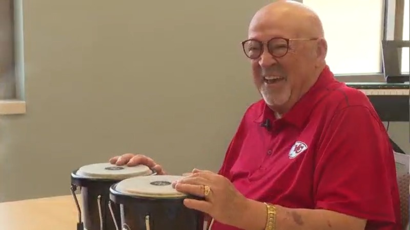New music therapy helping Olathe stroke survivor recover