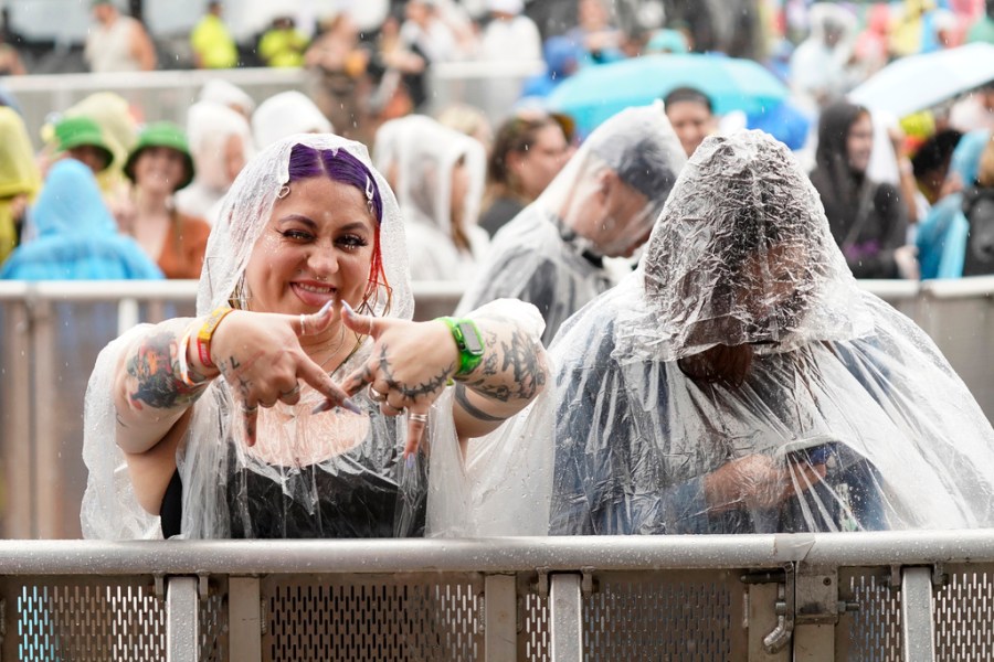 Monday gives welcomed break from rain in what's been second-wettest start to summer on record at Midway