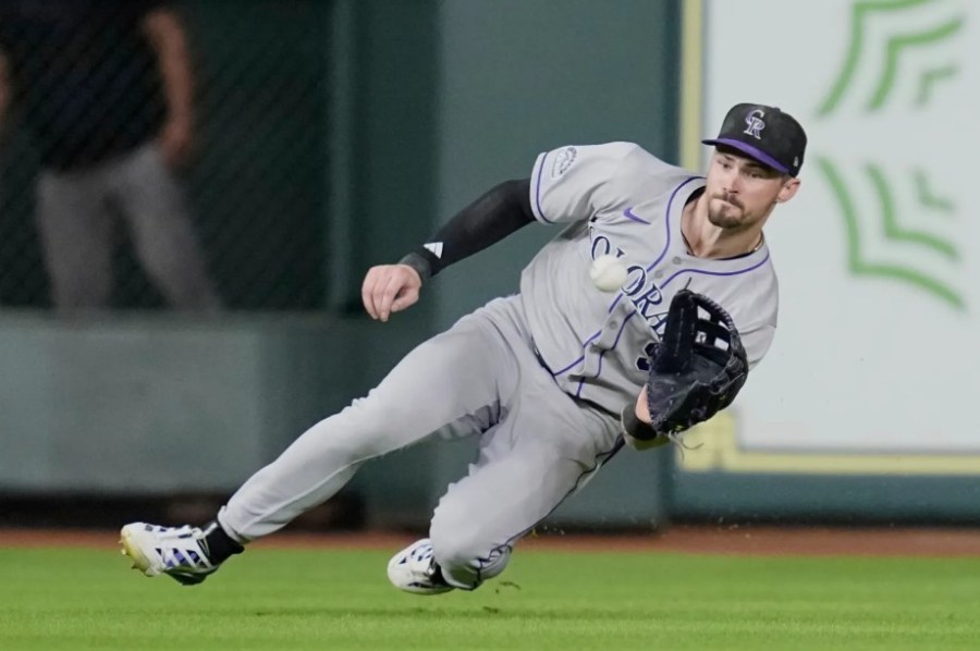 Reports: White Sox acquire CF Brenton Doyle from Rockies