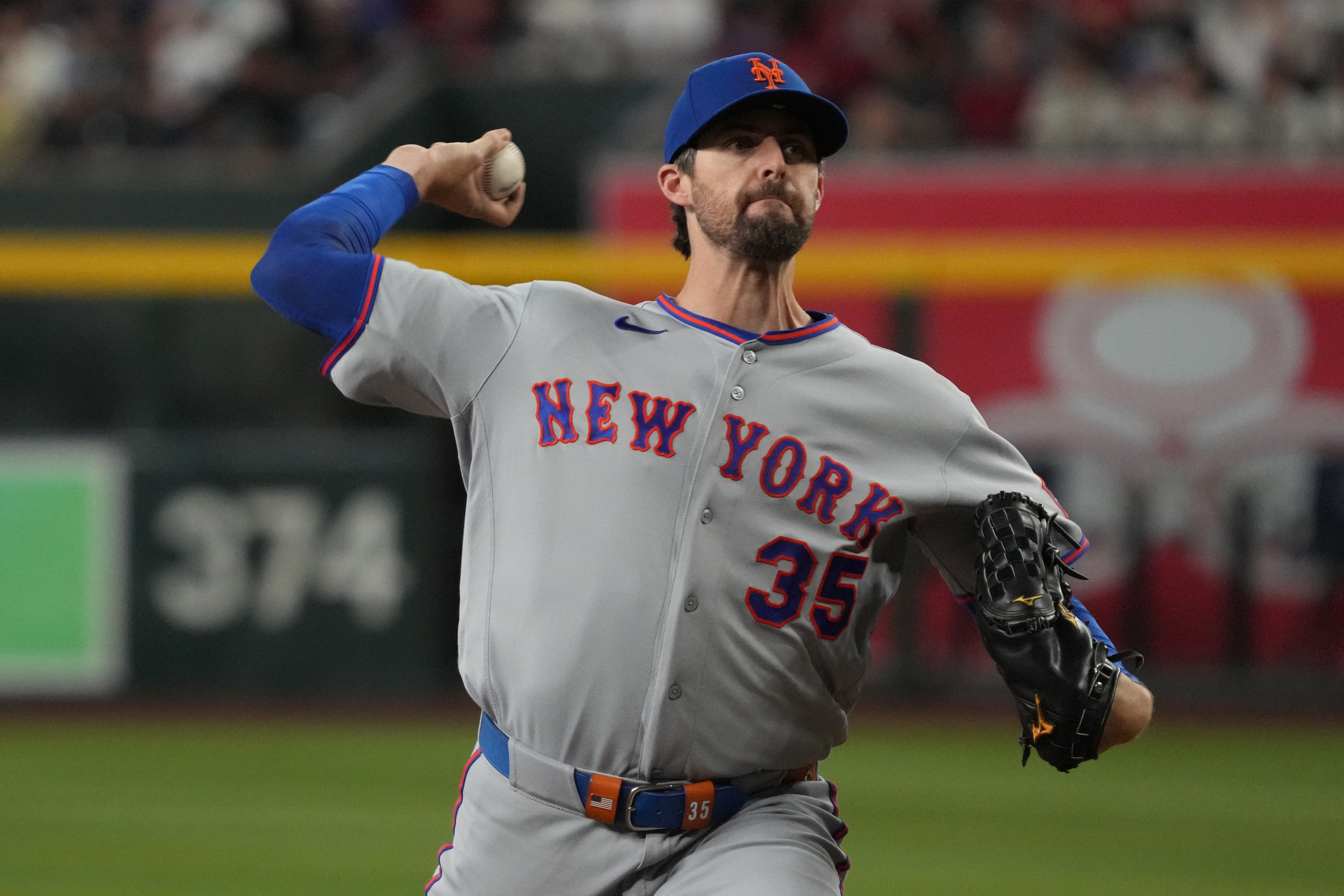 Cubs to acquire Clay Holmes, Tyrone Taylor from Mets for Jefferson Rojas