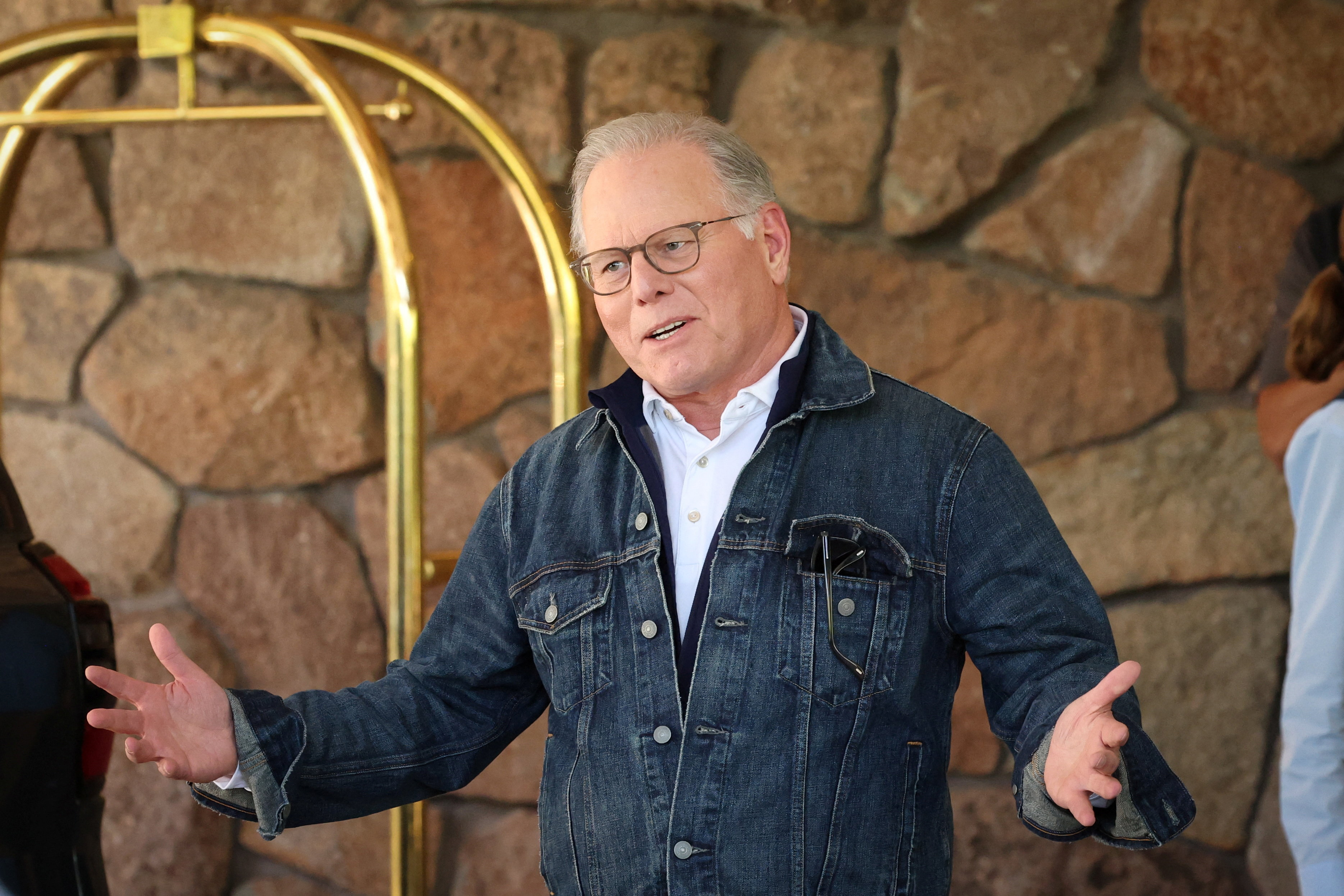 David Zaslav loses $80 million camp bid as hedge funders swoop in