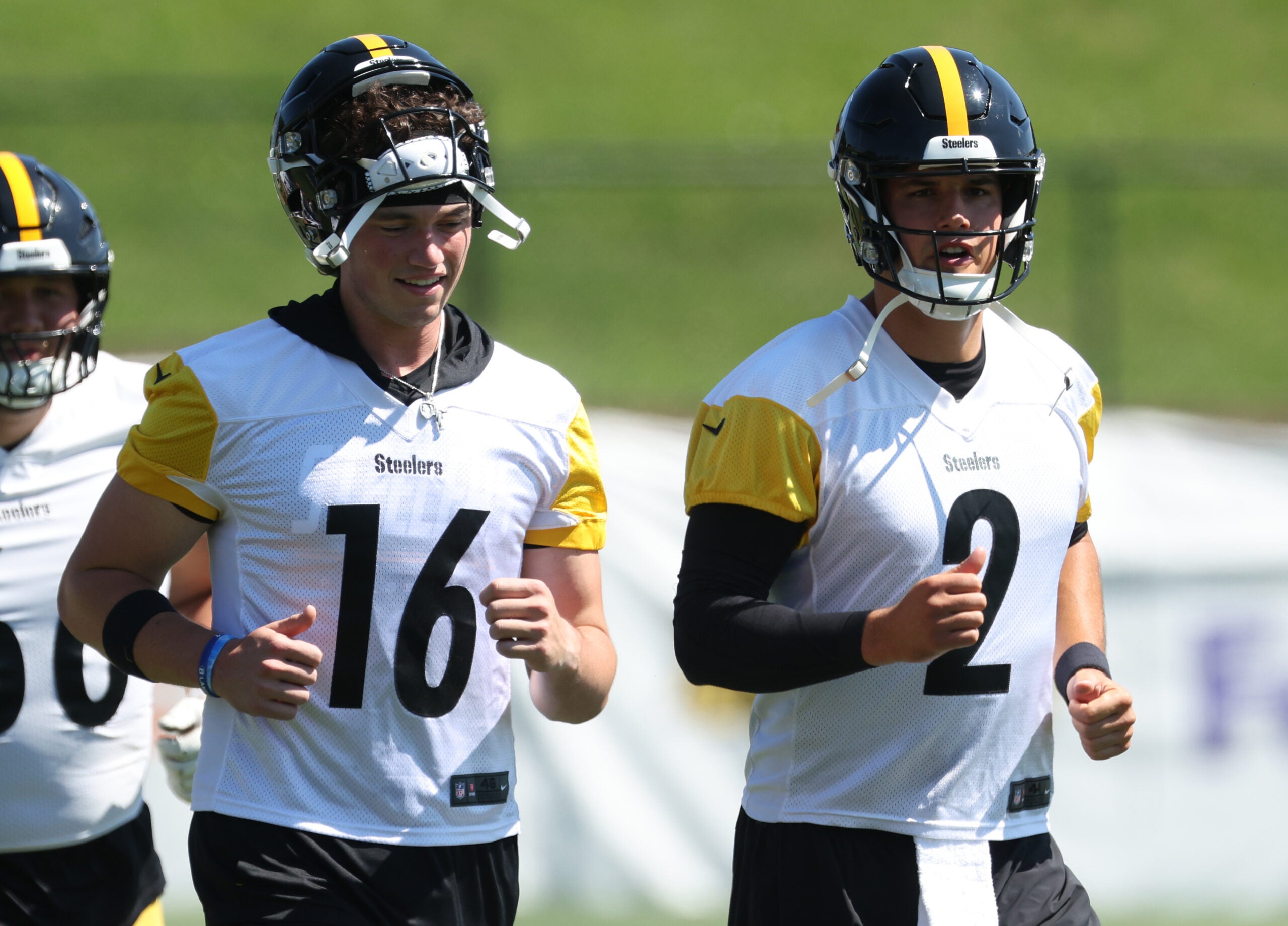 Steelers training camp observations: One quarterback stands above the ...