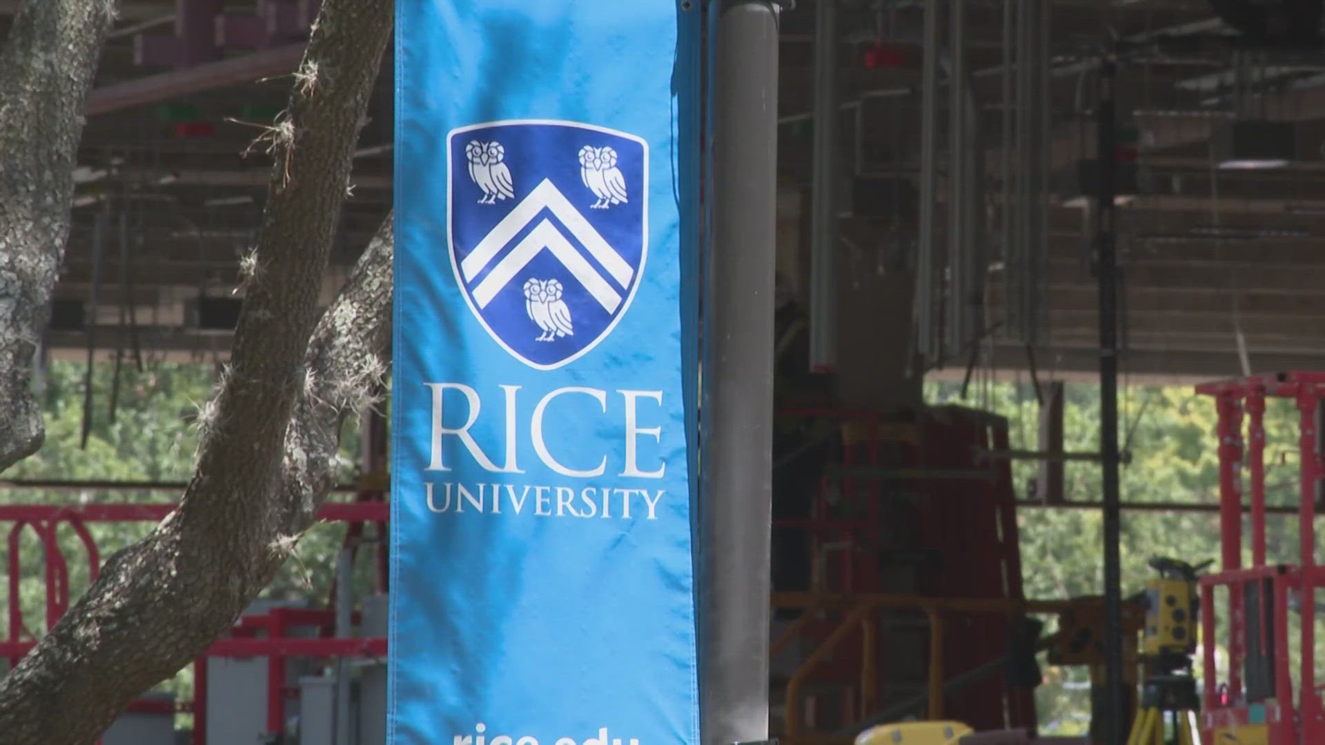 Rice expands financial aid, offers free tuition for families earning up ...