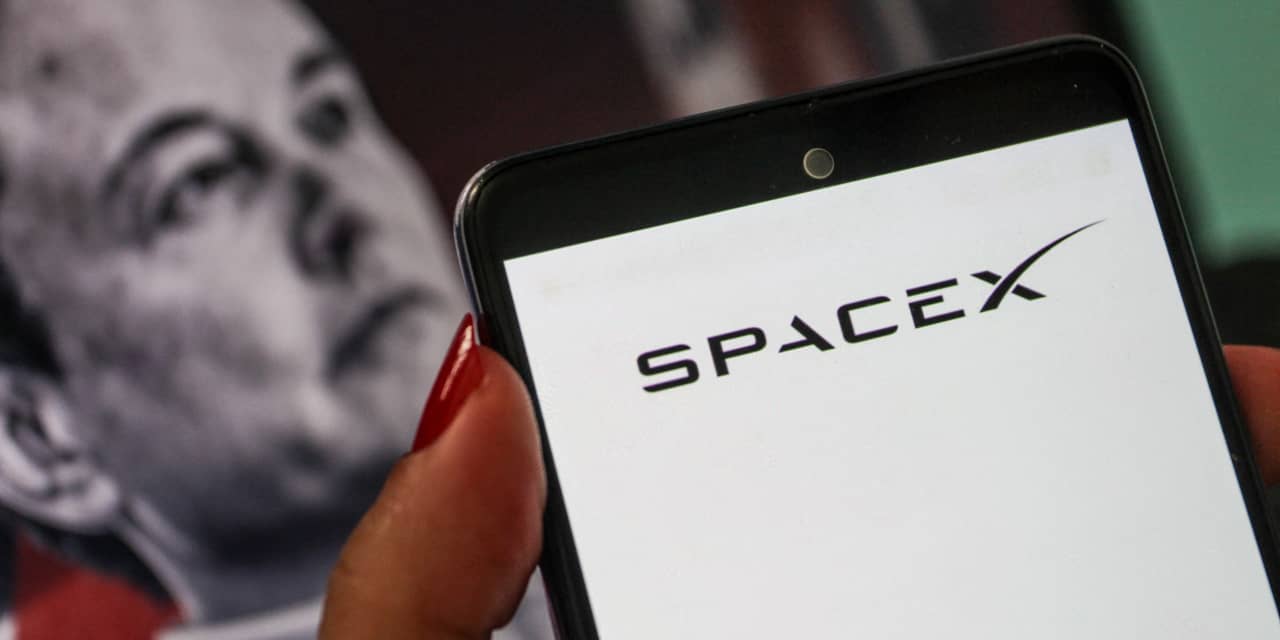 SpaceX's stock is down nearly 50% from its high. Why it's still not a bargain.