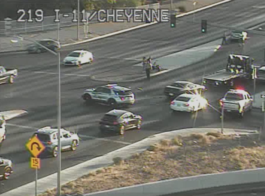 Injury crash blocks all lanes on Cheyenne overpass over I-11