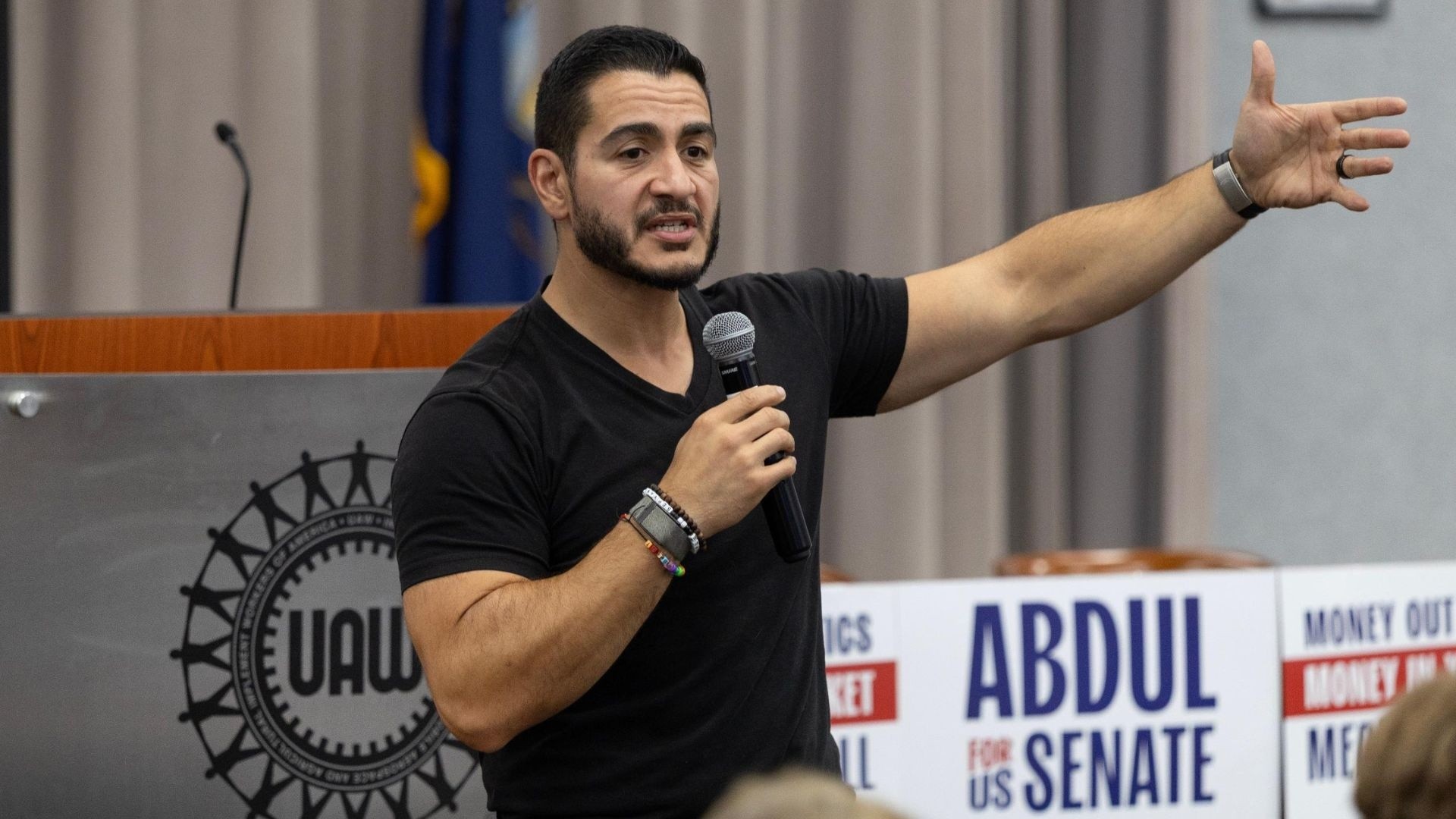 'Money out of politics, money in your pocket': El-Sayed's closing ...