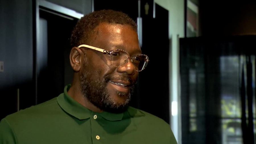 Gov. Lee pardons Nashville man of 2010 conviction
