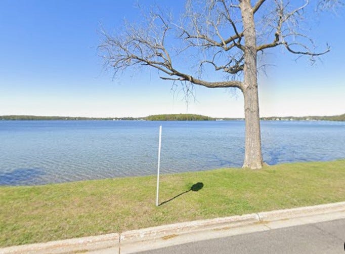 Semi truck removed from West Bloomfield lake