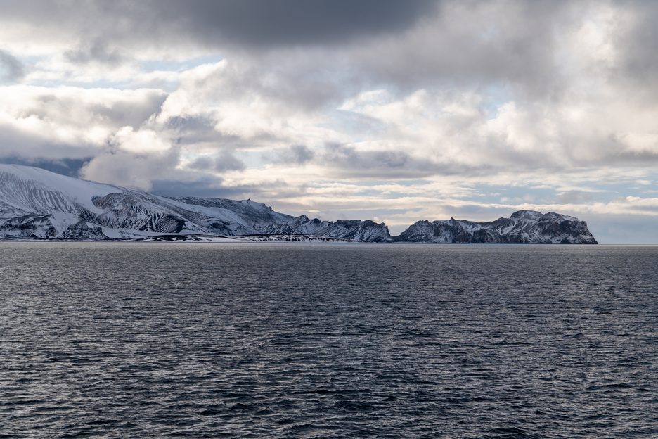 While snorkelling, a scientist was dragged underwater and drowned by ...