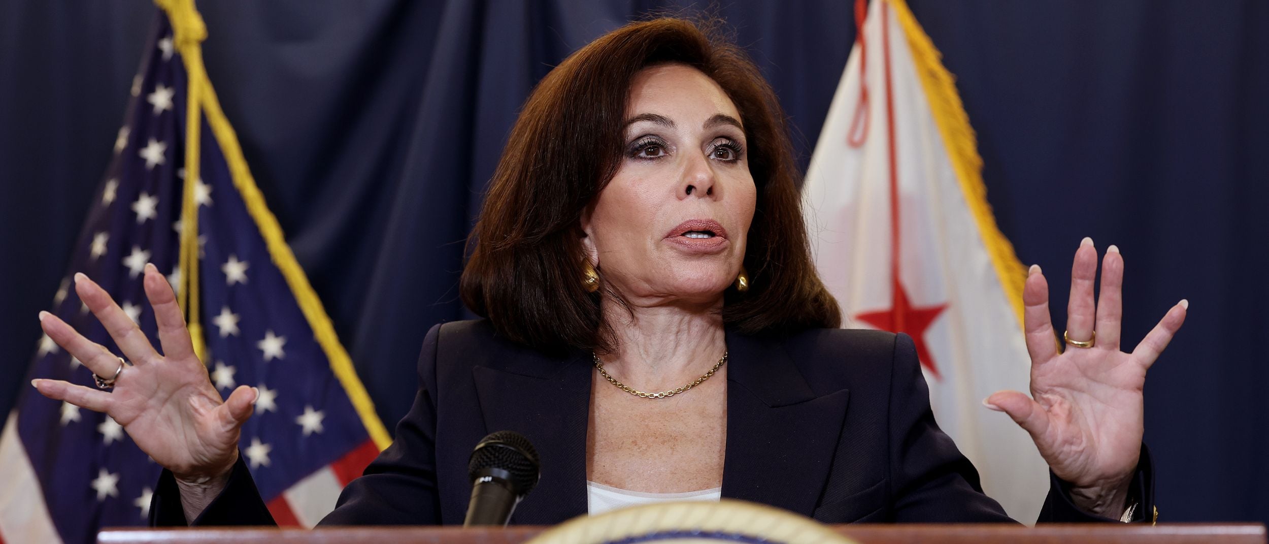 CNN reporter spots Pirro leaving West Wing with white box