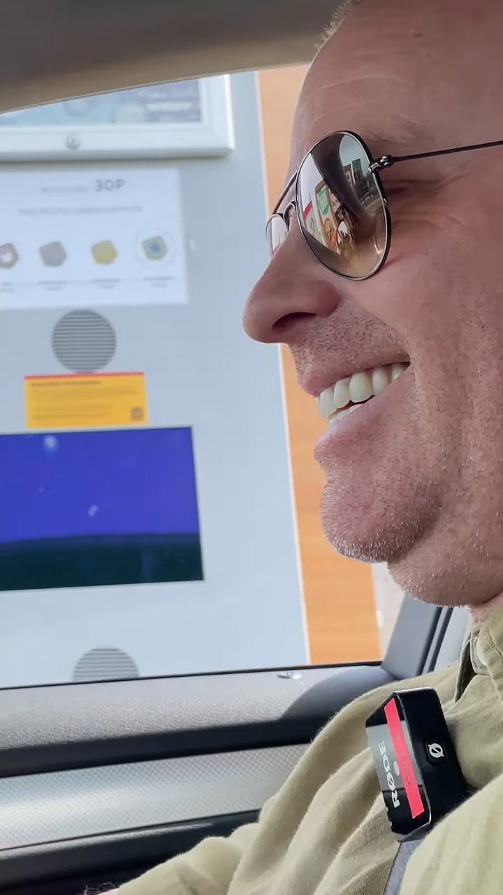 Funny reaction when fast food worker copies customer voice perfectly